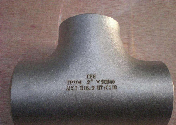 Asme B16.9 Sch40の炭素鋼のまっすぐなティーのAstm A 234 Wpbのバット溶接