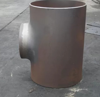 ANSI B16.9 ASTM A234WPBの炭素鋼の等しいティー3&quot; 5&quot; 10&quot;はティーを減らすことに電流を通した