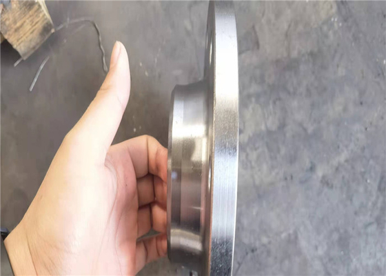 DN1400mmの1/2上げられた表面溶接首のフランジのクラス800は電流を通す